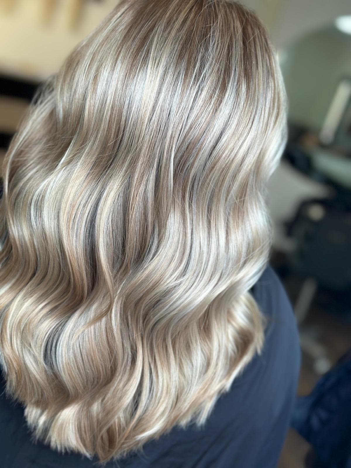 Balayage Ergebnis 5 bei Georgiana Hairstyle